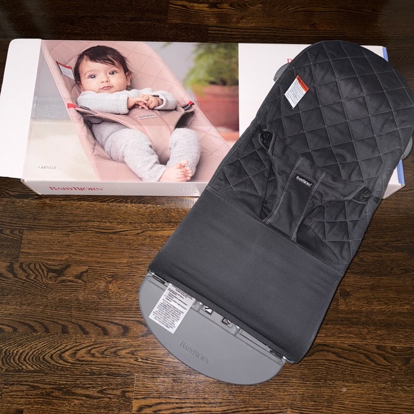 BabyBjörn Bouncer Bliss, Woven, Classic Quilt, Black - Picture 5 of 6